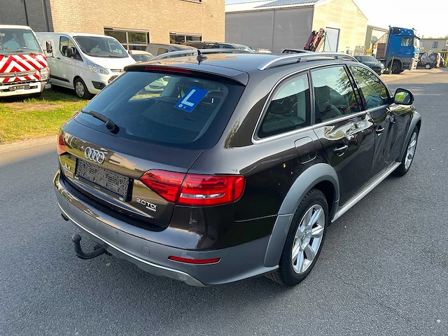 Audi - 2010 - a4 - alroad - personenauto - afbeelding 4 van  30