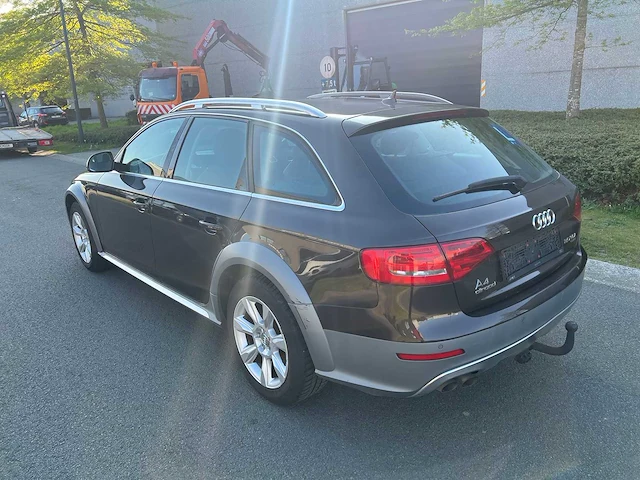 Audi - 2010 - a4 - alroad - personenauto - afbeelding 6 van  30