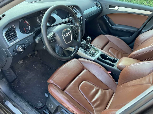 Audi - 2010 - a4 - alroad - personenauto - afbeelding 14 van  30