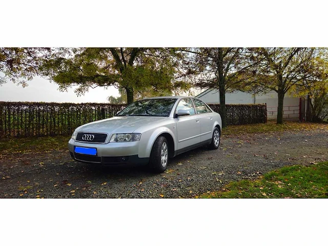 Audi - a4 - 8e - car - 2003 - afbeelding 1 van  11