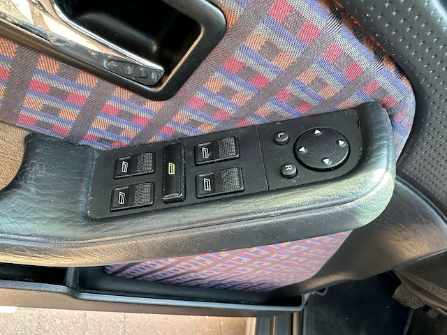 Audi - sedan - 80 - 2.0 benz. automaat personenauto - afbeelding 5 van  15