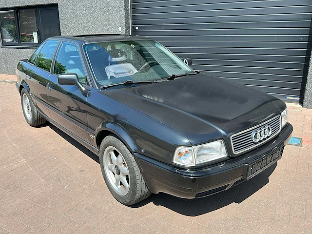 Audi - sedan - 80 - 2.0 benz. automaat personenauto - afbeelding 12 van  15