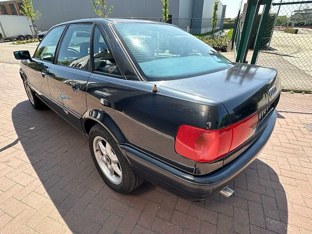 Audi - sedan - 80 - 2.0 benz. automaat personenauto - afbeelding 13 van  15