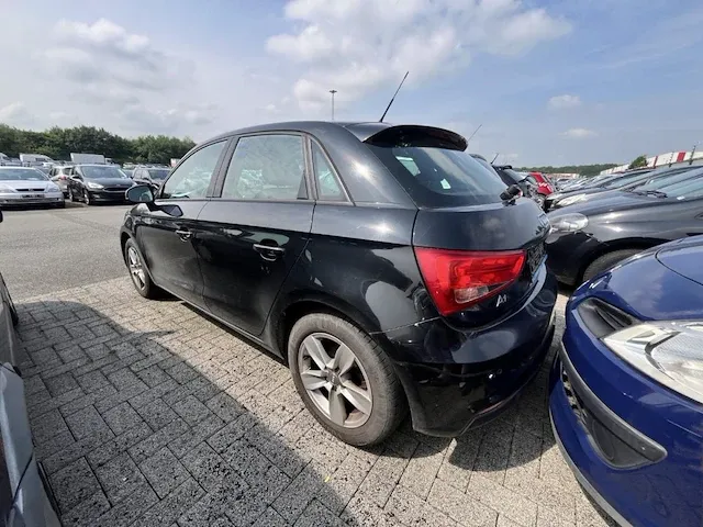 Audi a1 sportback 1.0 tfsi 82, 2016 - afbeelding 26 van  29