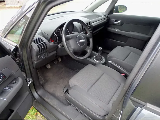 Audi a2 1.4 tdi - afbeelding 8 van  30