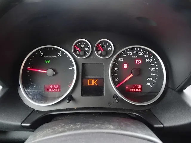 Audi a2 1.4 tdi - afbeelding 18 van  30