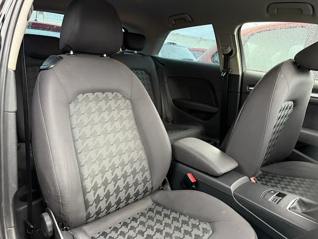 Audi a3 1.2 tfsi attraction 105, 2013 - afbeelding 18 van  27