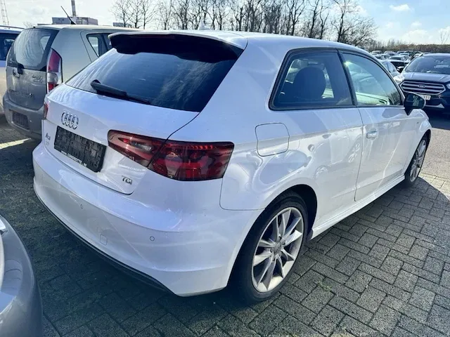 Audi a3 1.6 tdi ambition 110, 2016 - afbeelding 18 van  23