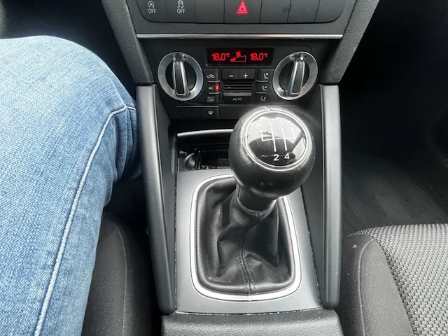 Audi a3 1.6 tdi e attraction start/stop dpf, 2012 - afbeelding 3 van  21