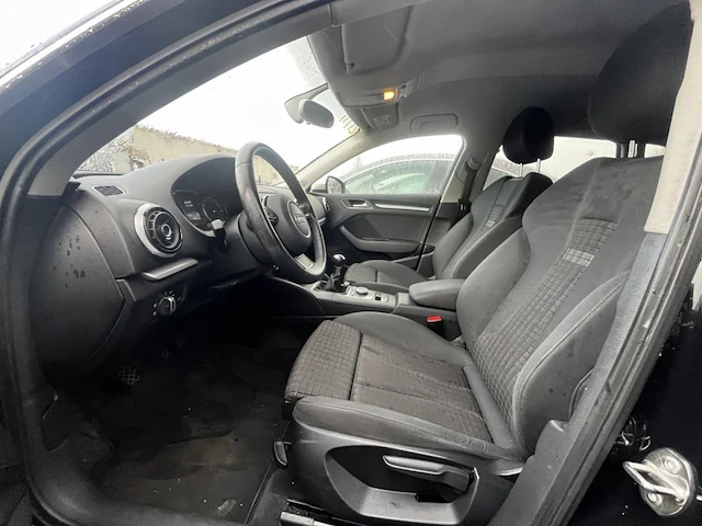 Audi a3 sportback 1.6 tdi ambition, 2013 - afbeelding 10 van  26