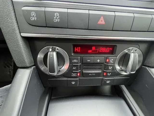 Audi a3 sportback 1.6 tdi e attraction start/stop dpf 105, 2010 - afbeelding 15 van  26