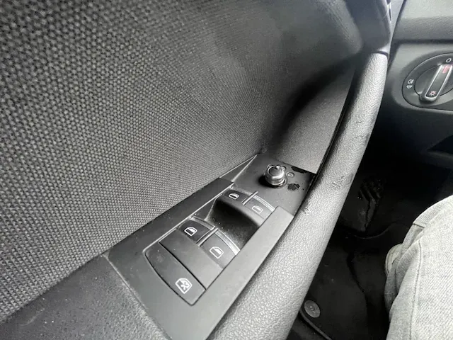 Audi a3 sportback 1.6 tdi e attraction start/stop dpf 105, 2010 - afbeelding 19 van  26