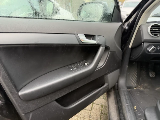 Audi a3 sportback 1.6 tdi e attraction start/stop dpf, 2012 - afbeelding 29 van  30