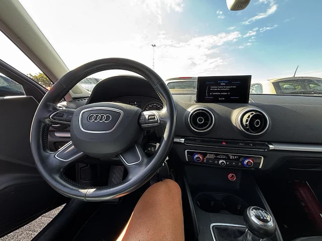 Audi a3 sportback 1.6 tdi ultra attraction,2016 - afbeelding 2 van  24