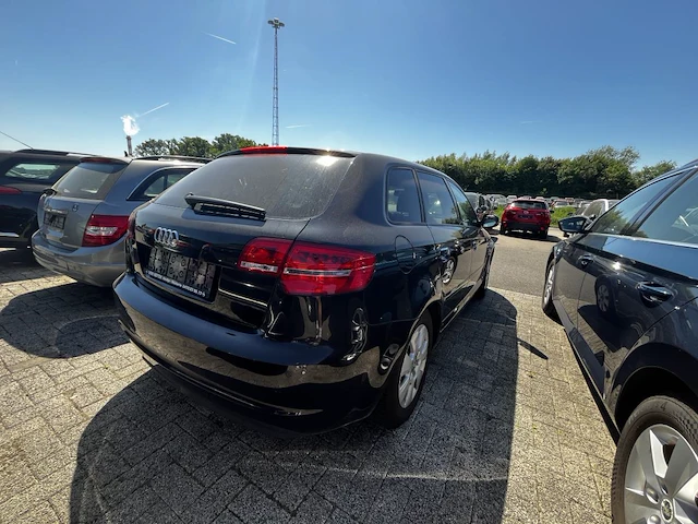 Audi a3 sportback a3 sportback 1.6 tdi e attraction start/stop dpf 1, 2011 - afbeelding 18 van  23