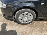 Audi a4 - 2005 - afbeelding 2 van  30