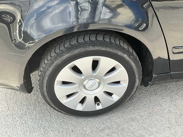 Audi a4 - 2005 - afbeelding 4 van  30