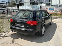 Audi a4 - 2005 - afbeelding 28 van  30