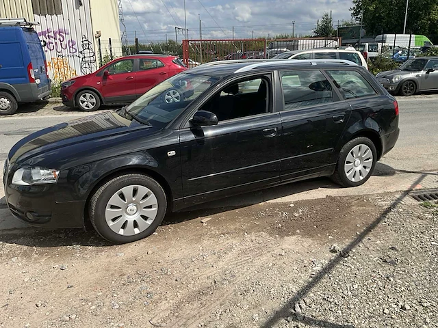Audi a4 - 2005 - afbeelding 30 van  30