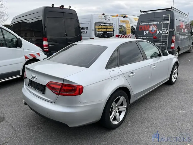 Audi a4 - 2008 - afbeelding 7 van  12