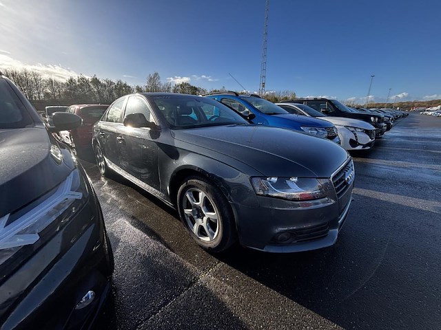 Audi a4 2.0 tdi dpf,2008 - afbeelding 23 van  41