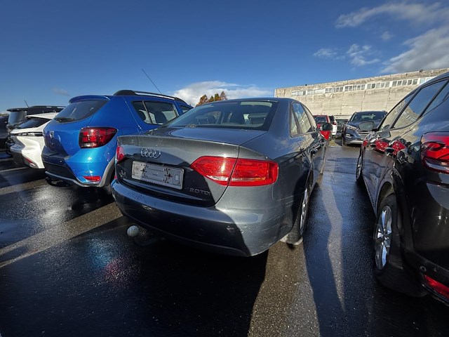 Audi a4 2.0 tdi dpf,2008 - afbeelding 34 van  41