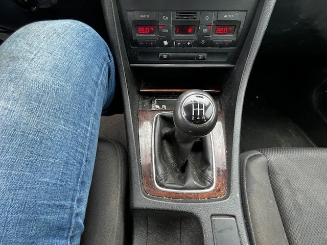 Audi a4, 2002 - afbeelding 3 van  31