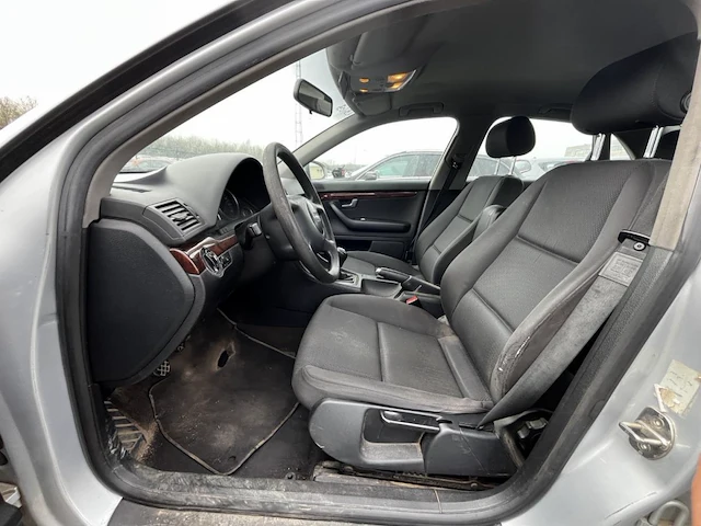 Audi a4, 2002 - afbeelding 7 van  31