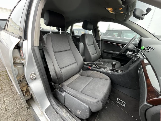 Audi a4, 2002 - afbeelding 14 van  31