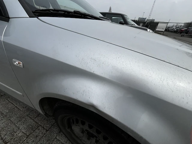 Audi a4, 2002 - afbeelding 18 van  31