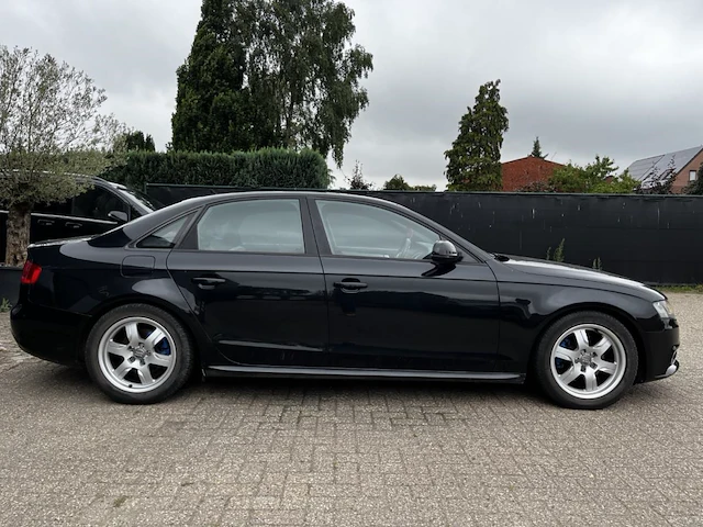 Audi a4, 2010 - afbeelding 34 van  39