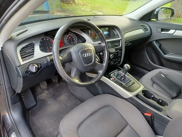 Audi a4, 2010 - afbeelding 2 van  21