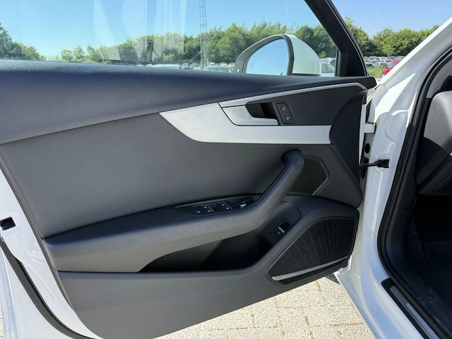 Audi a4 avant 2.0 tdi, 2016 - afbeelding 33 van  35
