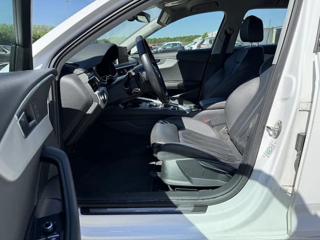 Audi a4 avant 2.0 tdi, 2016 - afbeelding 34 van  35
