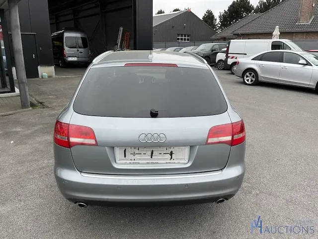 Audi a6 - 2011 - afbeelding 9 van  13