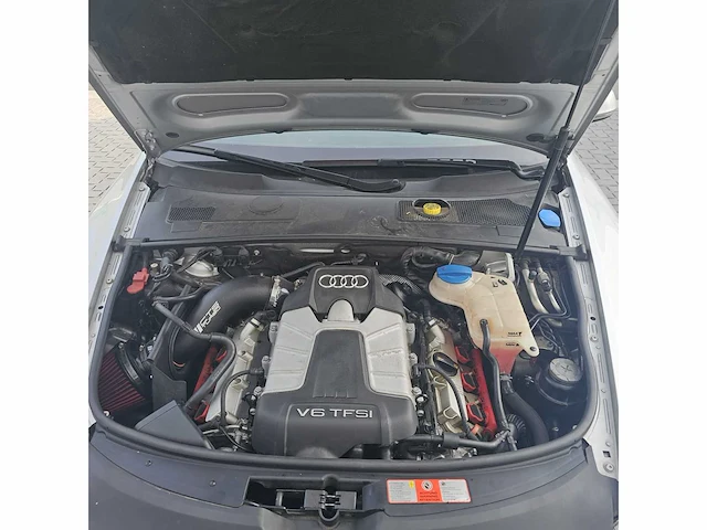 Audi a6 personenauto - afbeelding 8 van  29