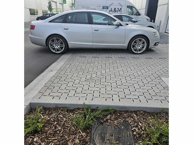 Audi a6 personenauto - afbeelding 23 van  29