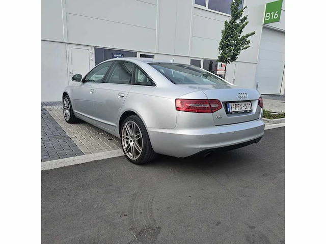 Audi a6 personenauto - afbeelding 26 van  29