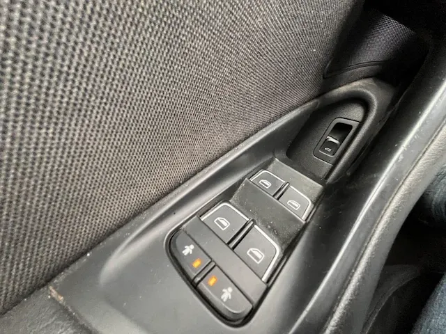 Audi a6 sw 2.0 tdi 177, 2012 - afbeelding 11 van  31
