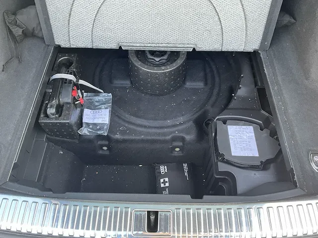Audi e-tron 50 quattro - afbeelding 7 van  22