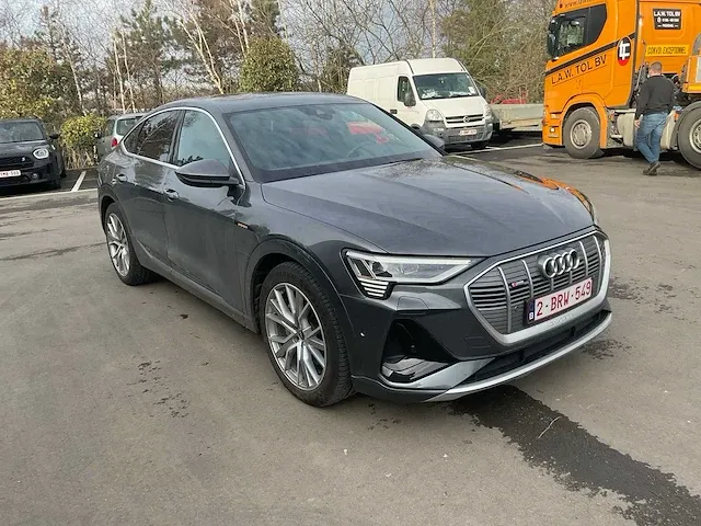 Audi e-tron sportback 55 personenauto - afbeelding 4 van  14