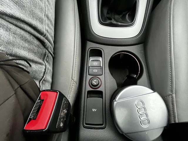 Audi q3 1.4 tfsi c.o.d,2016 - afbeelding 3 van  26
