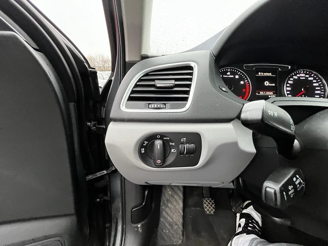 Audi q3 1.4 tfsi c.o.d,2016 - afbeelding 7 van  26