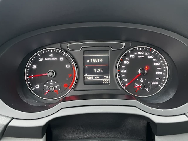 Audi q3 1.4 tfsi c.o.d,2016 - afbeelding 23 van  26