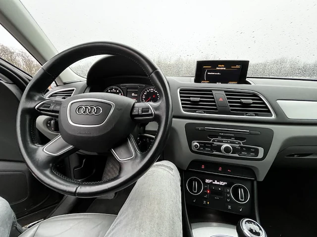Audi q3 1.4 tfsi c.o.d,2016 - afbeelding 24 van  26