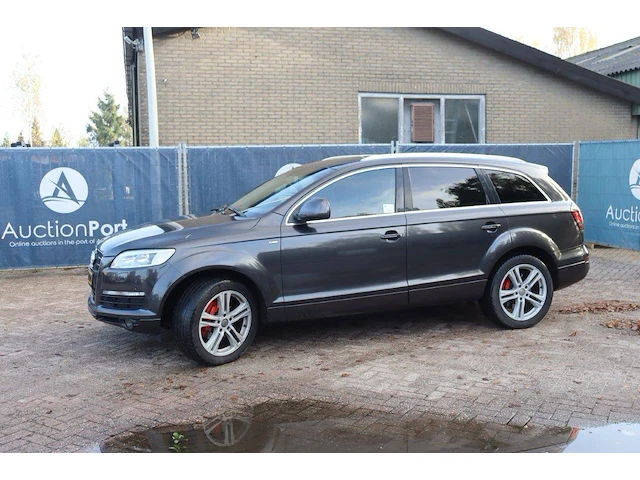 Audi q7 benzine 350pk 2006 - afbeelding 1 van  1