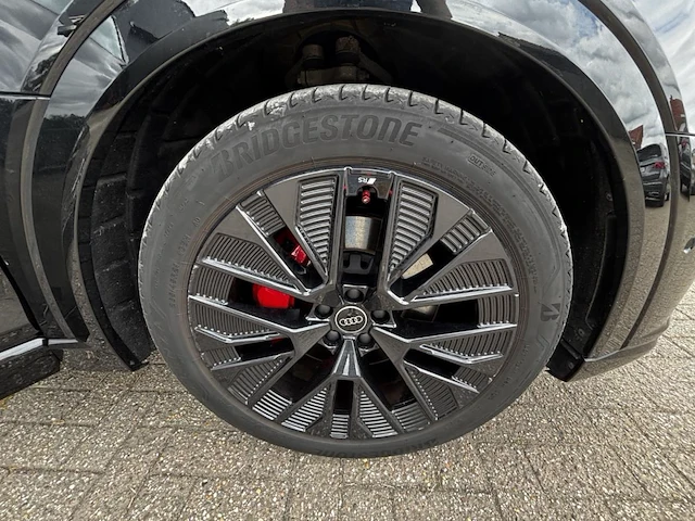 Audi q8 etron,2023 - afbeelding 25 van  37