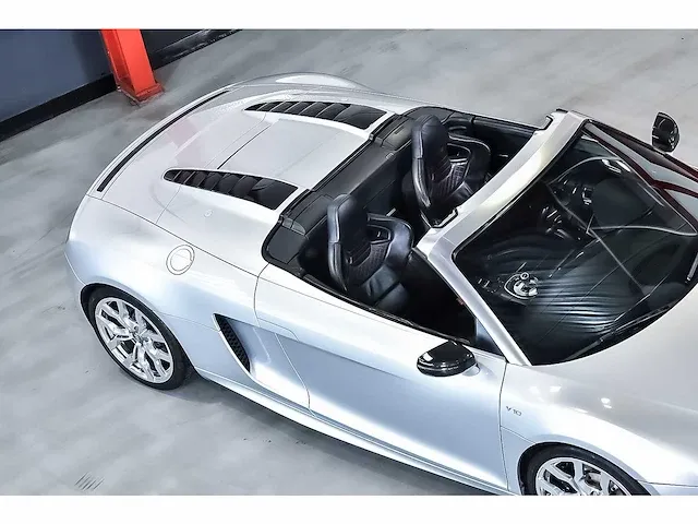 Audi r8 convertible 5,2l v10 fsi - 2015 - afbeelding 24 van  88