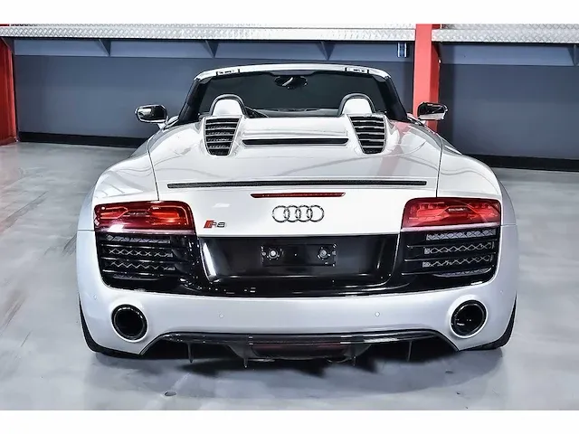Audi r8 convertible 5,2l v10 fsi - 2015 - afbeelding 37 van  88