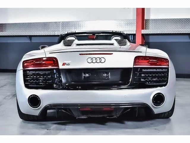 Audi r8 convertible 5,2l v10 fsi - 2015 - afbeelding 38 van  88